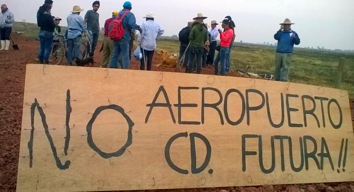 Atenco Francisco Navarro_Somoselmedio